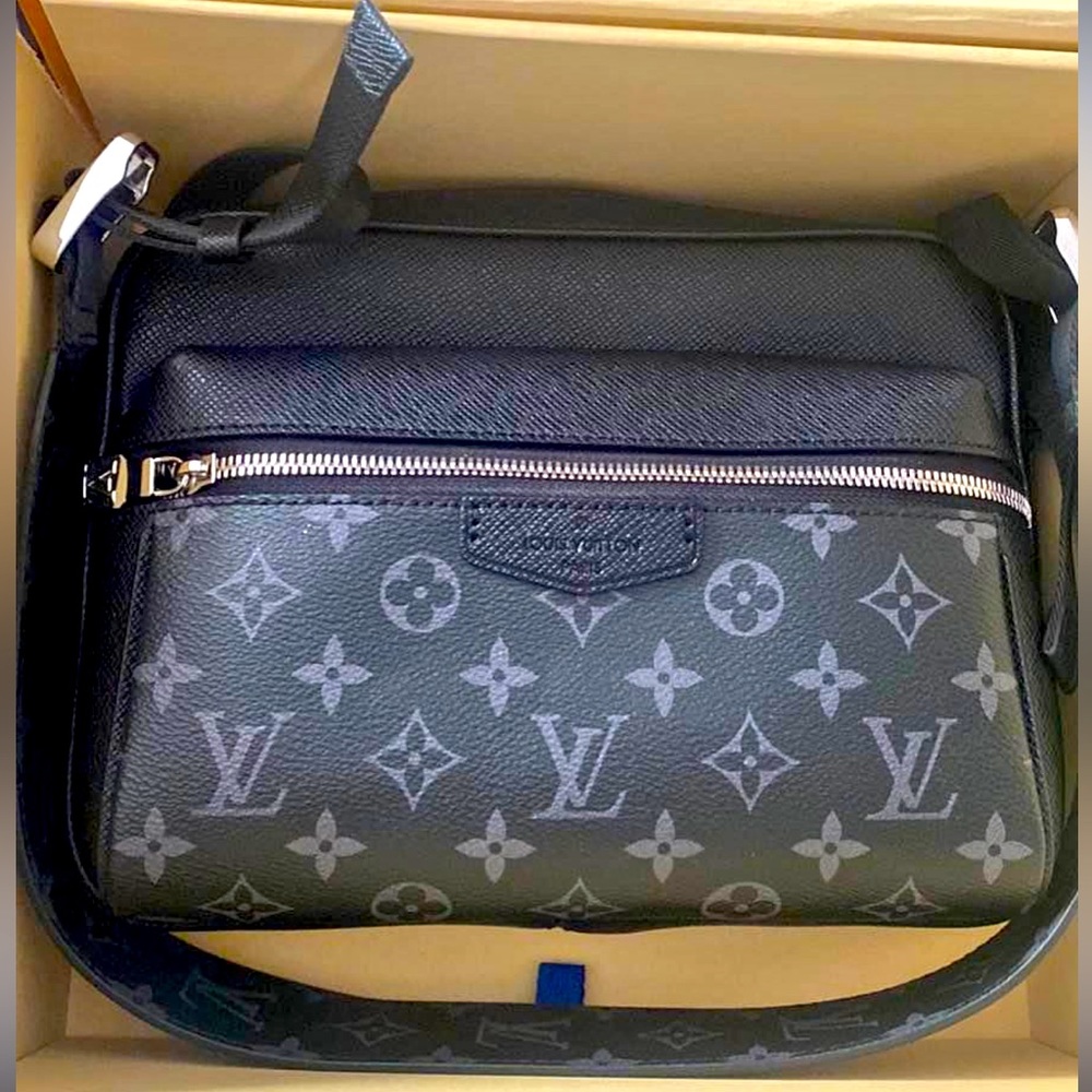 Louie Vuitton bag